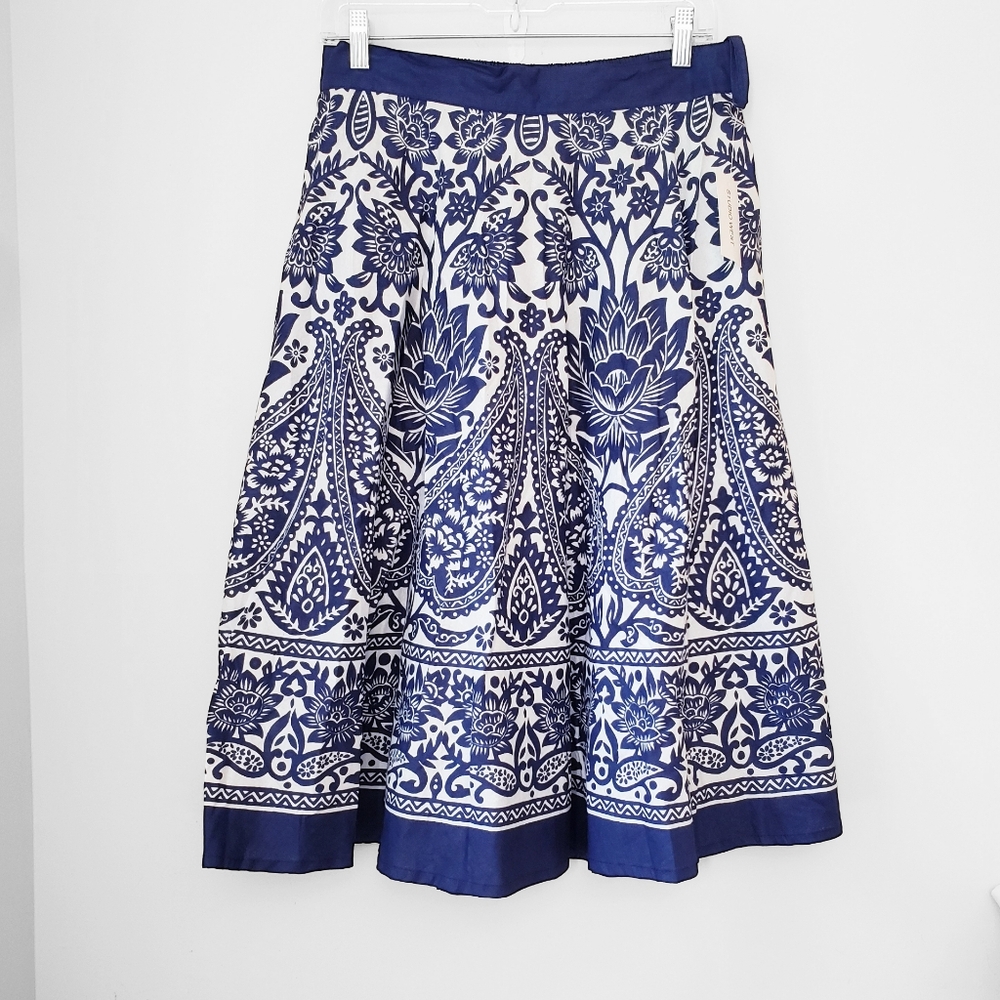 Studio West Blue and White Floral Midi Skirt - Picture 2 of 14